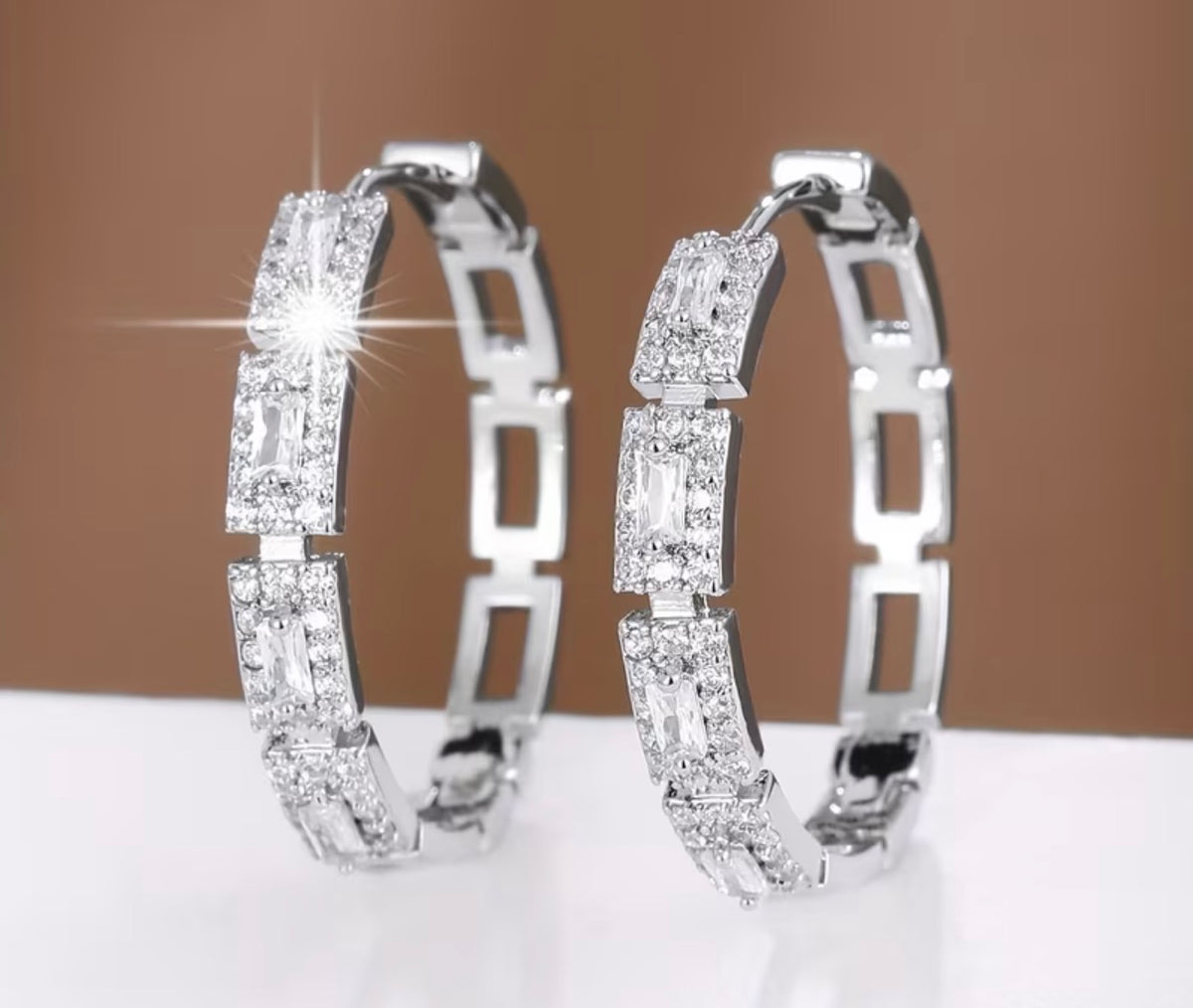 Boucles d’Oreilles Créoles Femme Pierres Baguette & Strass