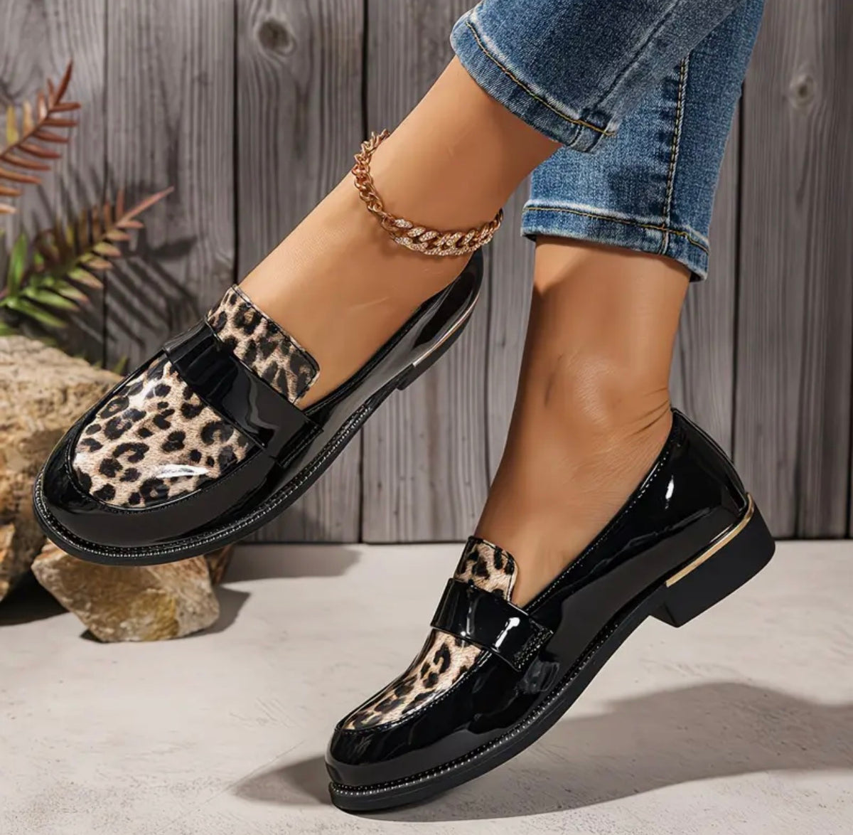 Mocassins Femme Vernis Noir Imprimé Léopard Chic