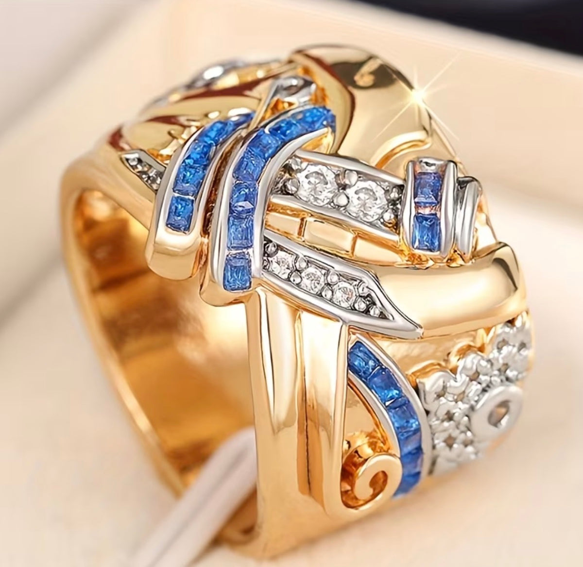 Bague Femme Large Dorée Pierres Bleues & Détails Scintillants