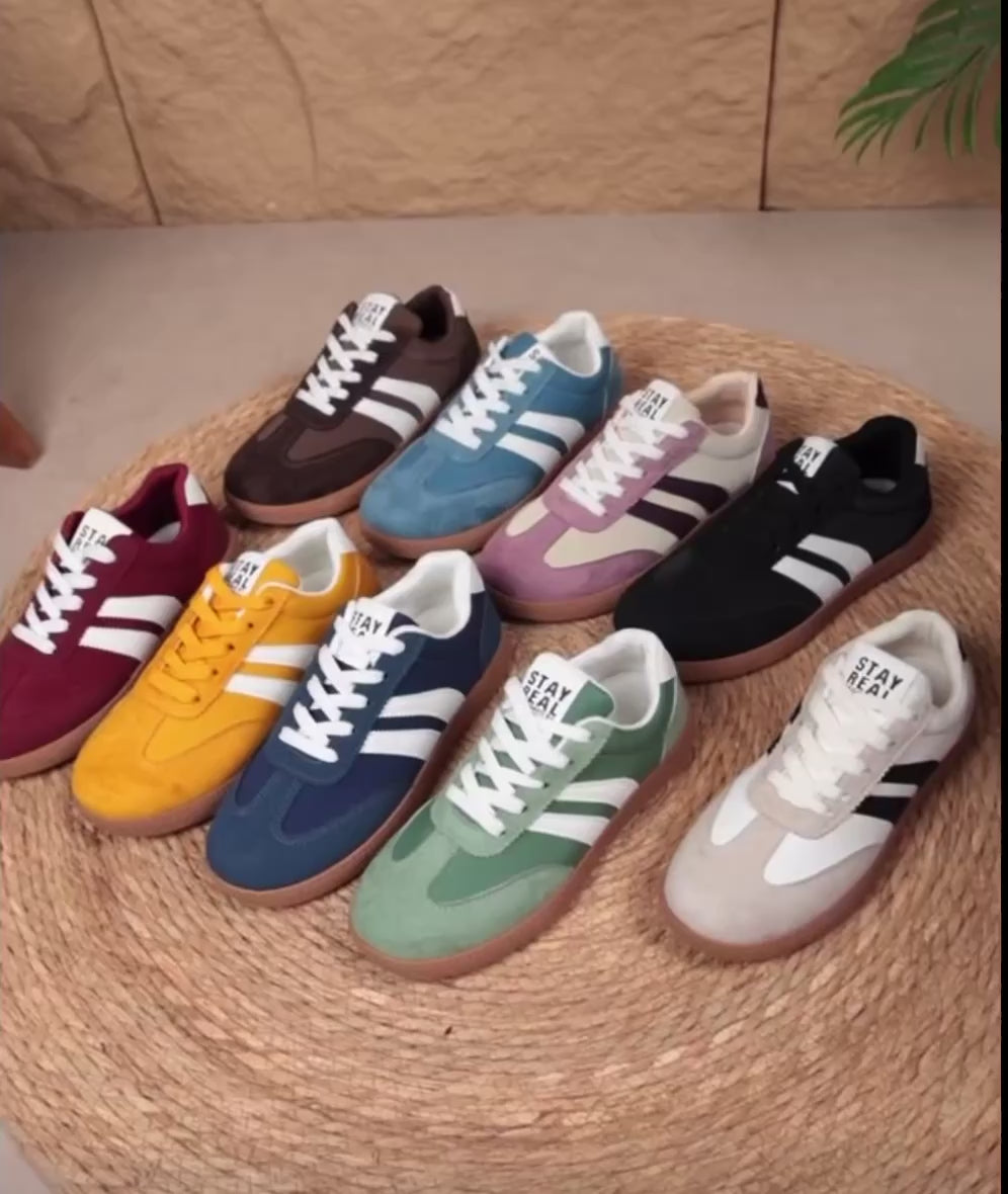 Baskets Femme Rétro Chic à Bandes Contrastées – Sneakers Basses Multicolores